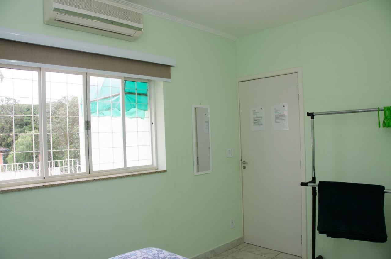 Quarto Duplo Standard com Banheiro Compartilhado